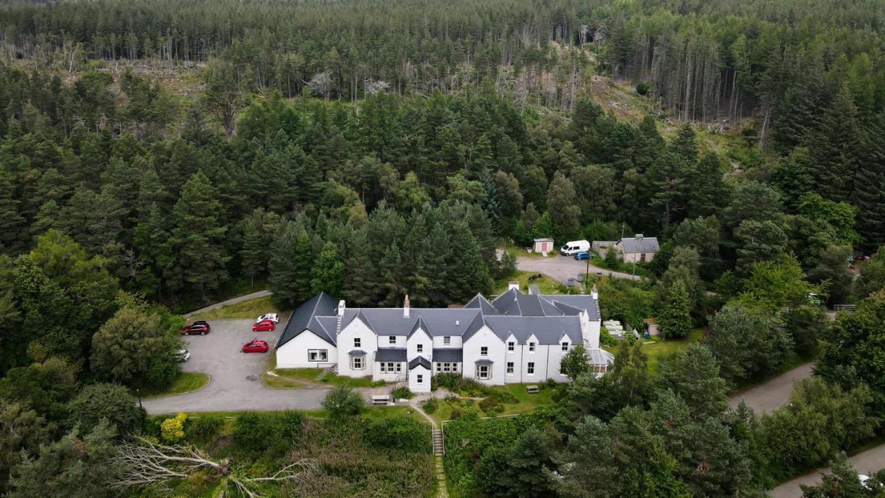 Cairngorm Lodge Youth Hostel Loch Morlich المظهر الخارجي الصورة