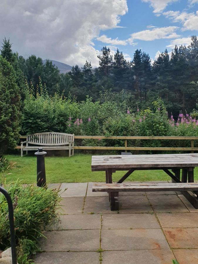 Cairngorm Lodge Youth Hostel Loch Morlich المظهر الخارجي الصورة