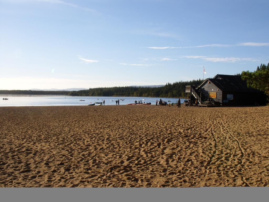 Cairngorm Lodge Youth Hostel Loch Morlich المظهر الخارجي الصورة