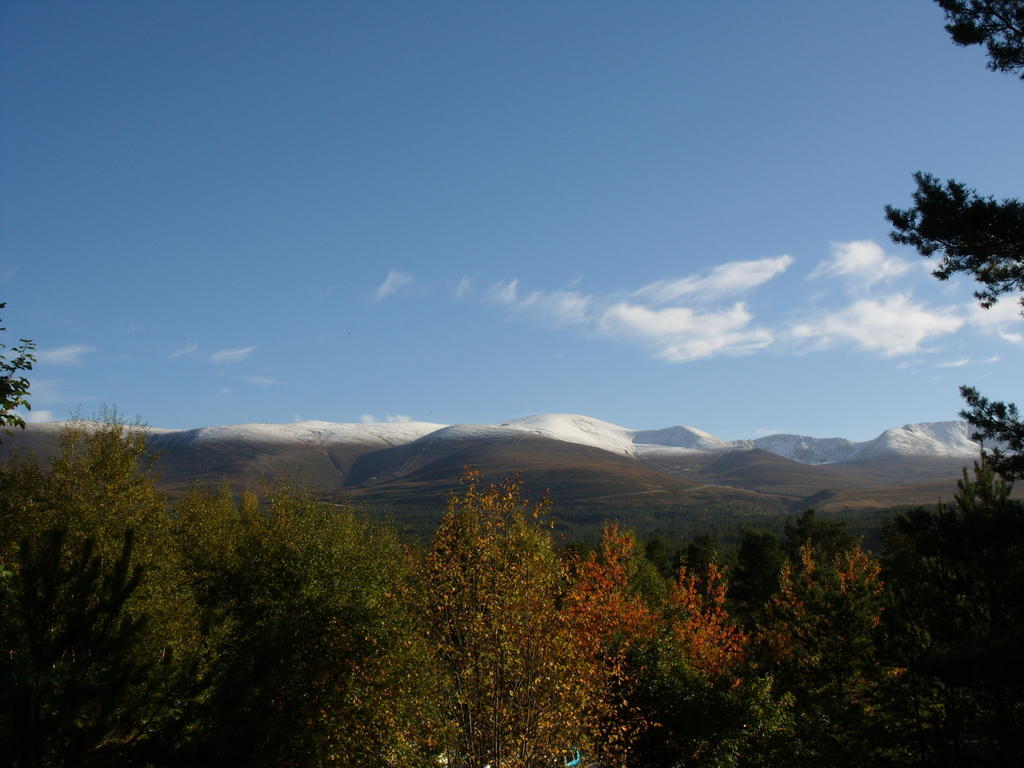 Cairngorm Lodge Youth Hostel Loch Morlich المظهر الخارجي الصورة